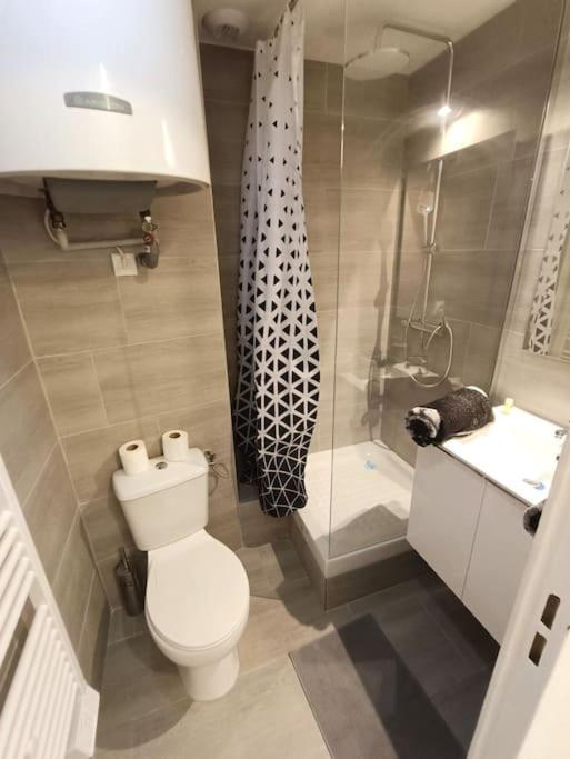 Appartement Tout Equipe 2 A 4 Couchages St Charles Marseille Exteriör bild