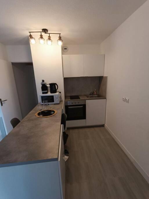 Appartement Tout Equipe 2 A 4 Couchages St Charles Marseille Exteriör bild